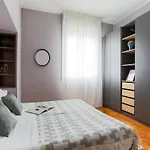 The Best Rent - Spacious One-Bedroom Apartment In Moscova District